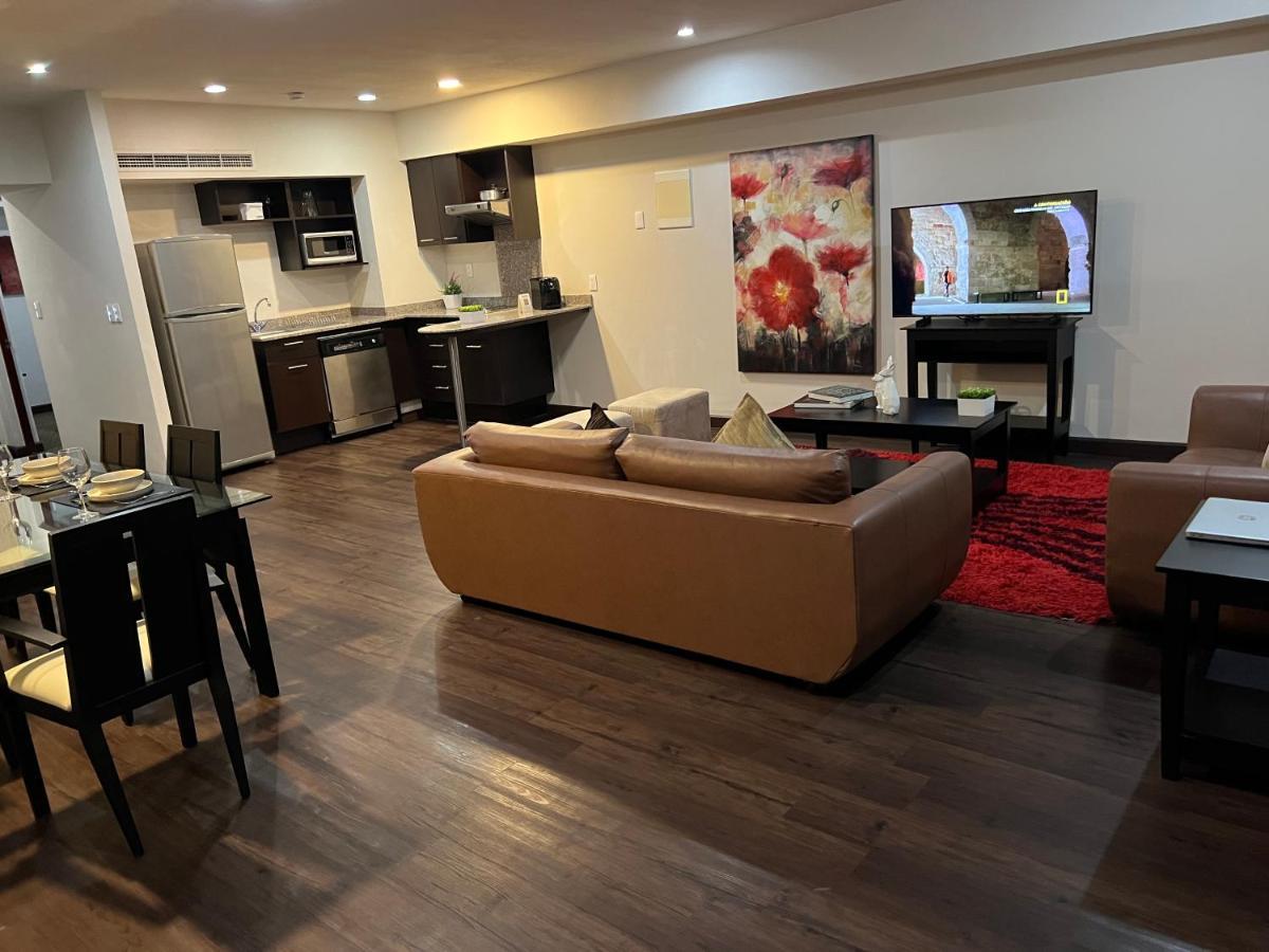 St Isidro Suites Corporate Housing Spa & Wellness Center メキシコシティ エクステリア 写真