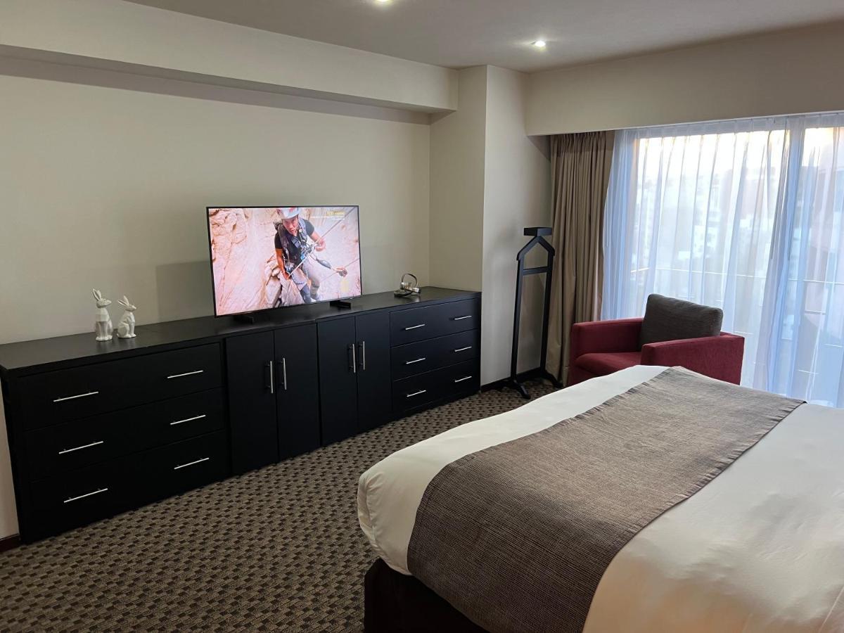 St Isidro Suites Corporate Housing Spa & Wellness Center メキシコシティ エクステリア 写真