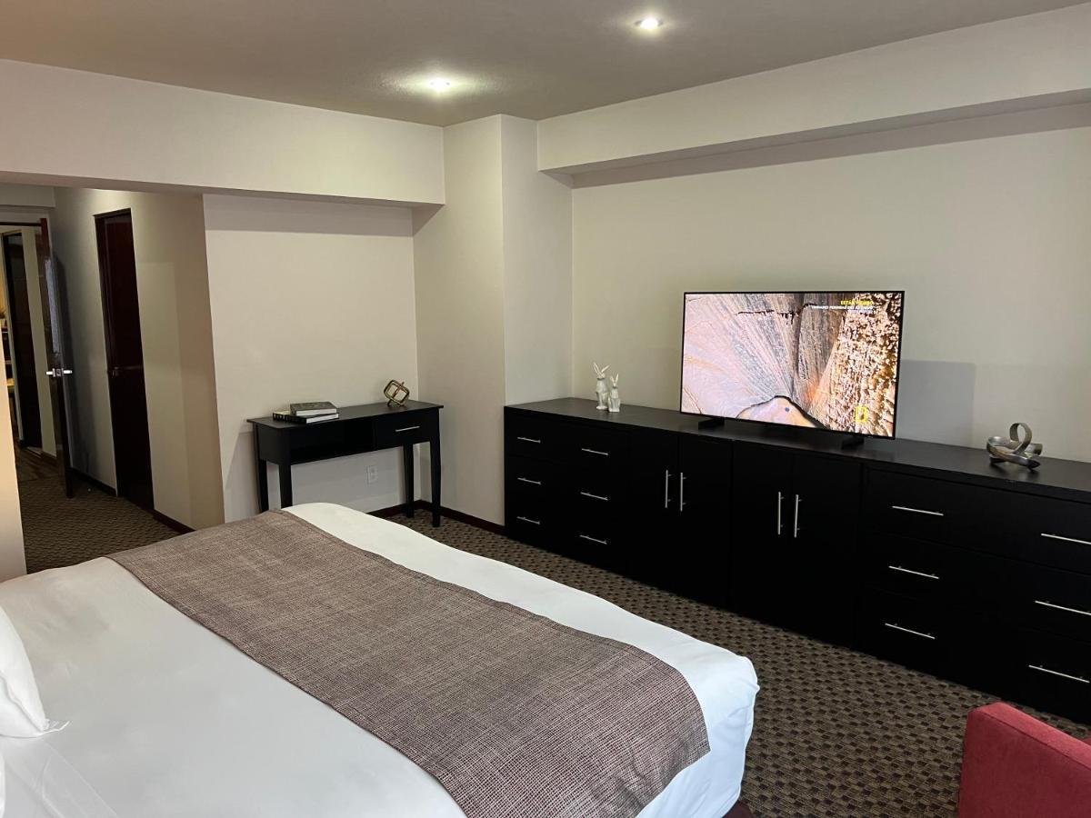 St Isidro Suites Corporate Housing Spa & Wellness Center メキシコシティ エクステリア 写真