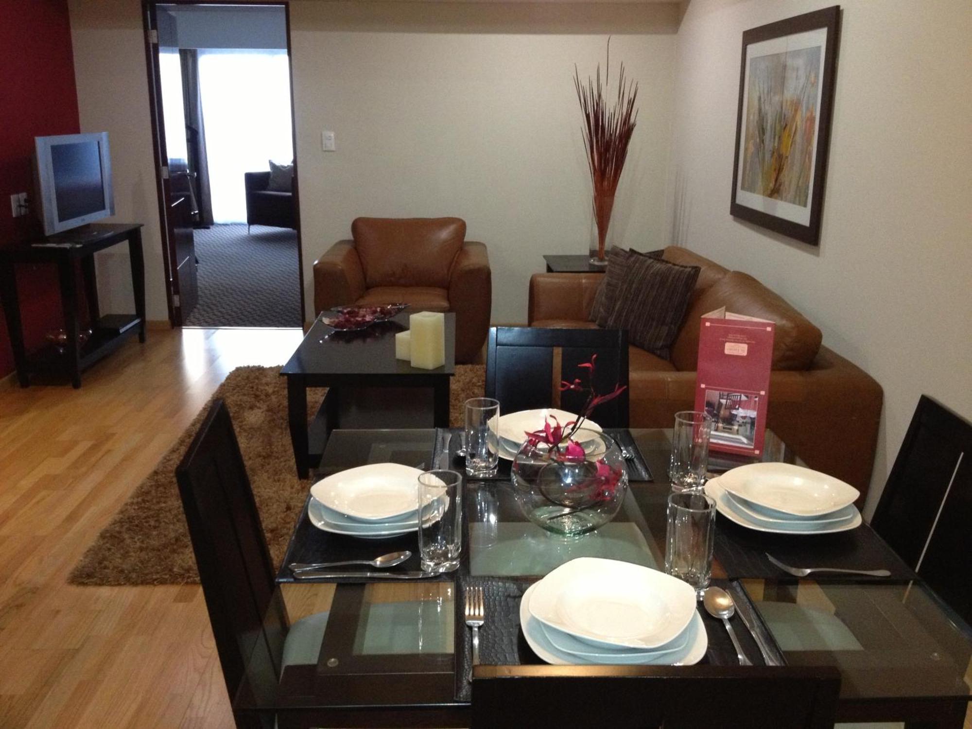 St Isidro Suites Corporate Housing Spa & Wellness Center メキシコシティ エクステリア 写真